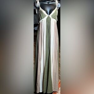 Anthropologie RYU maxi dress. Worn twice in great condition. Gorgeous dress!